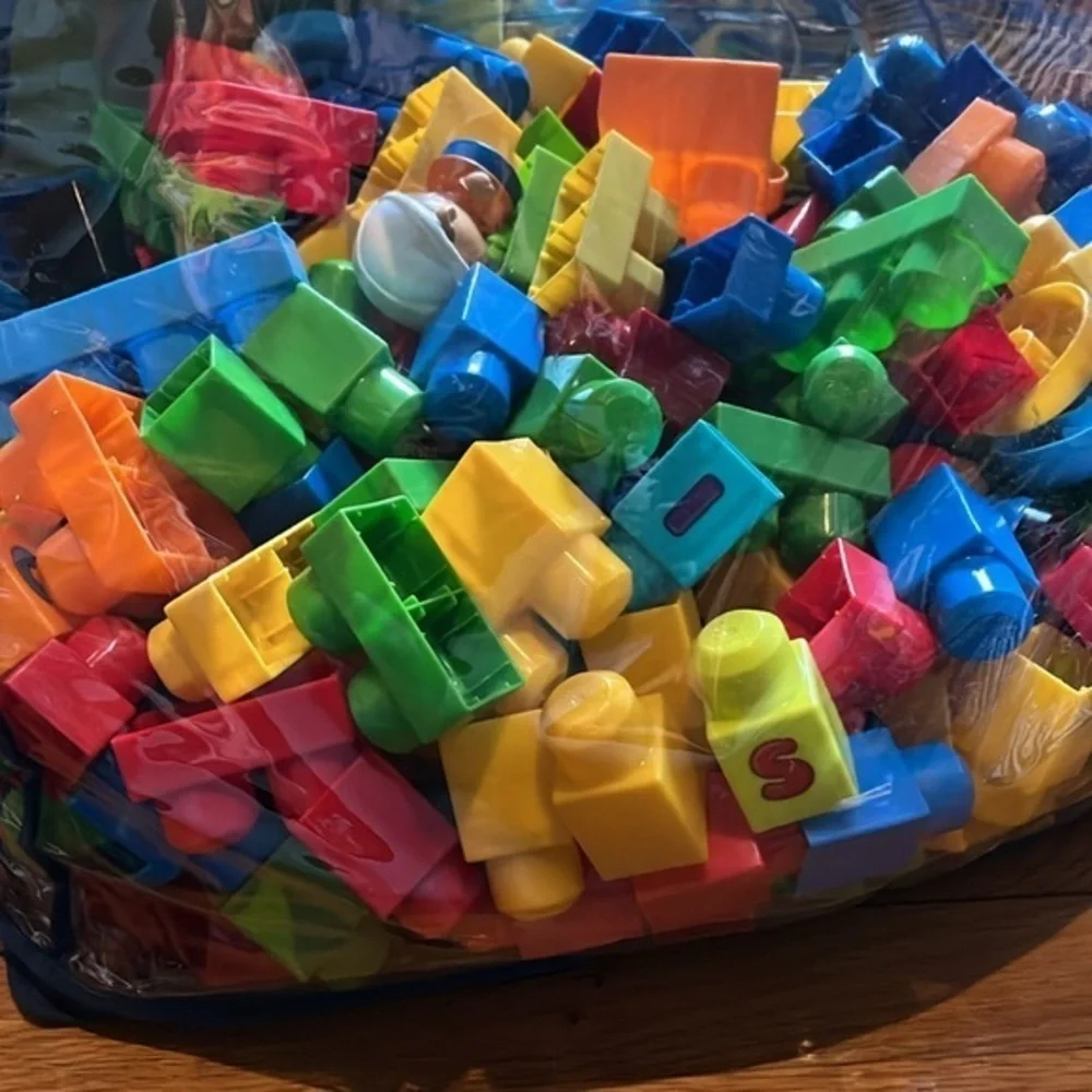 Huge MEGA BLOKS blocks bundle 250+ pieces different colors shapes and sizes.
